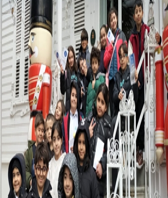 Ege Bilim Okulları Göztepe Sunay Akın Oyuncak Müzesi’nde! 